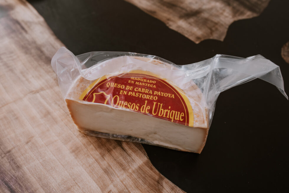 1/2 Queso De Cabra Payoya Sierra de Ubrique madurado en Manteca